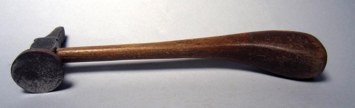 1986.0050.383 Hammer, Side