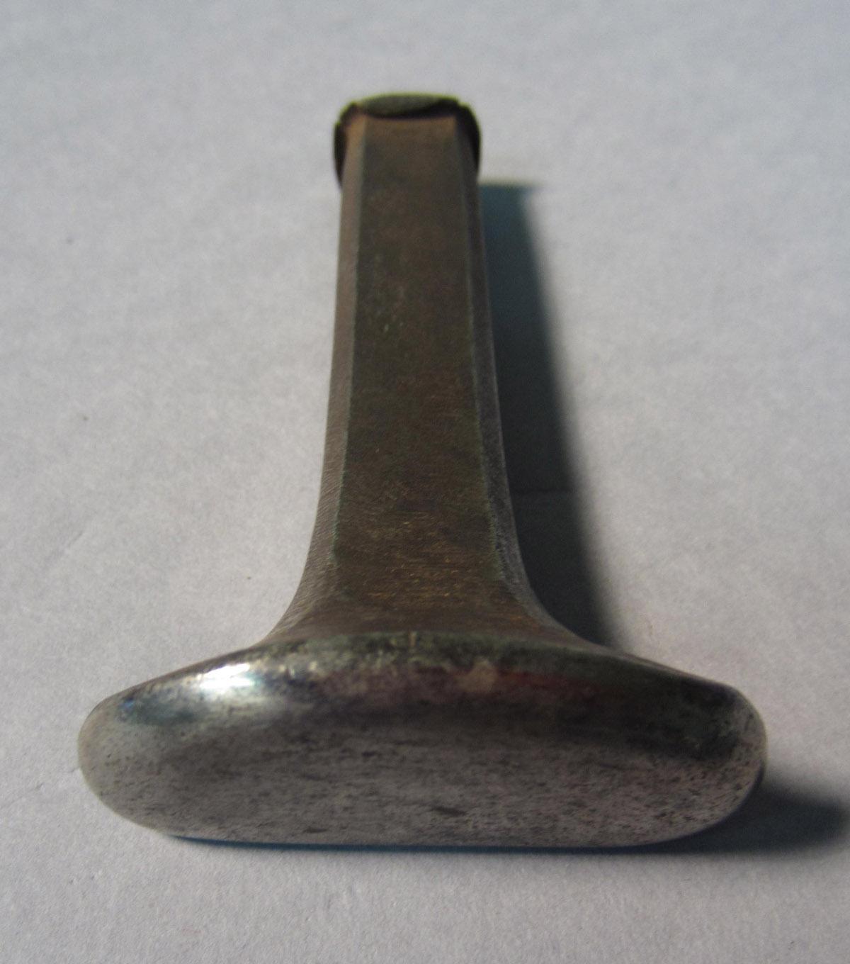 1986.0050.249 Stake, View 4