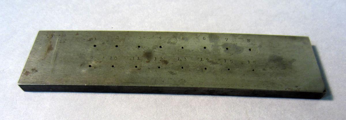 1986.0050.255 Draw plate, Side