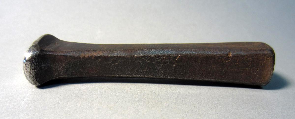 1986.0050.261 Stake, Side 2