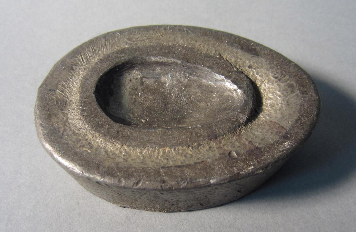 1986.0050.270 Swage, Underside