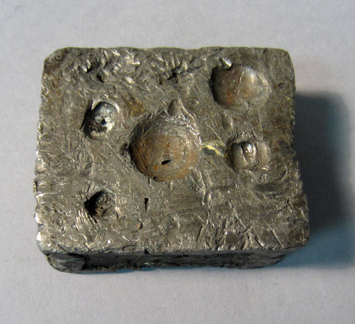 1986.0050.275 Lead block, View 2