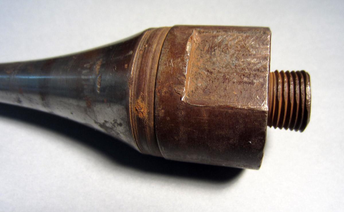 1986.0050.170 Mandrel, Thread