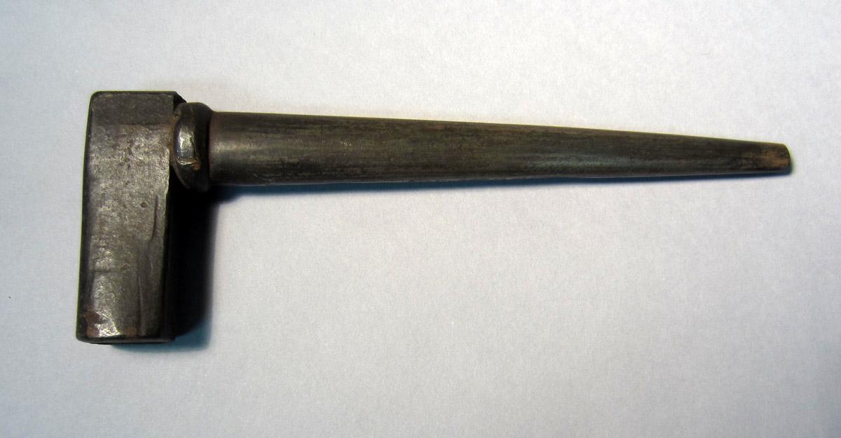 1986.0050.281 Side stake, View 1