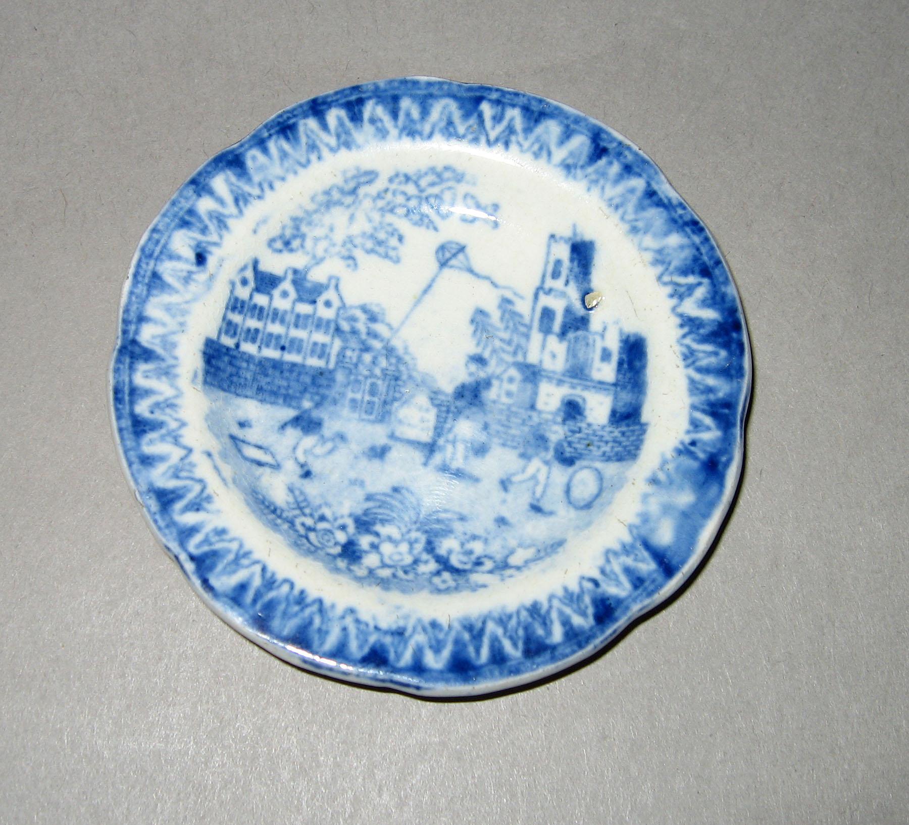 1959.1017.030 Kite flying pattern mini plate