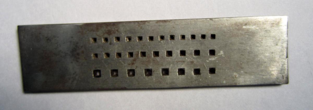 1986.0050.296 Draw plate, View 2