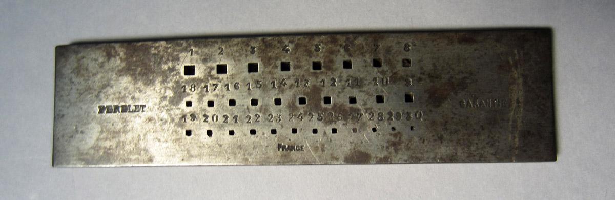 1986.0050.296 Draw plate, View 1