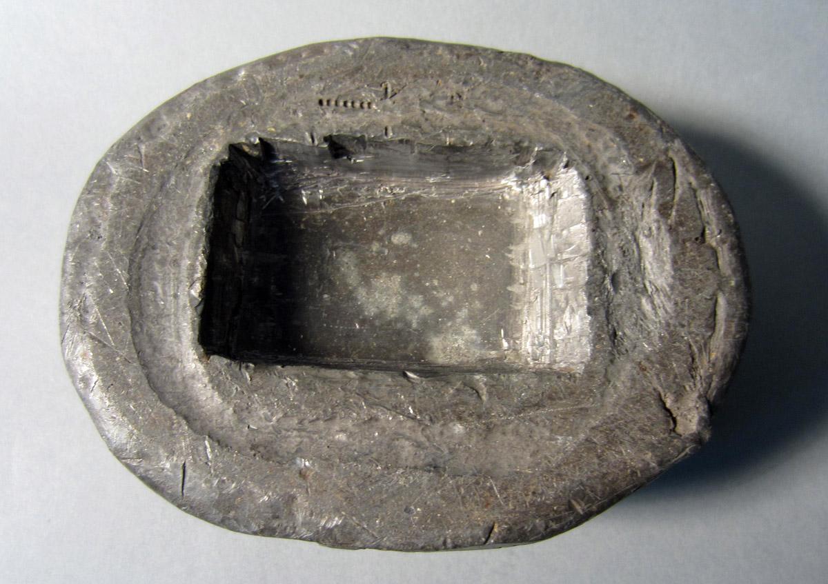 1986.0050.306 A Swage and insert, View