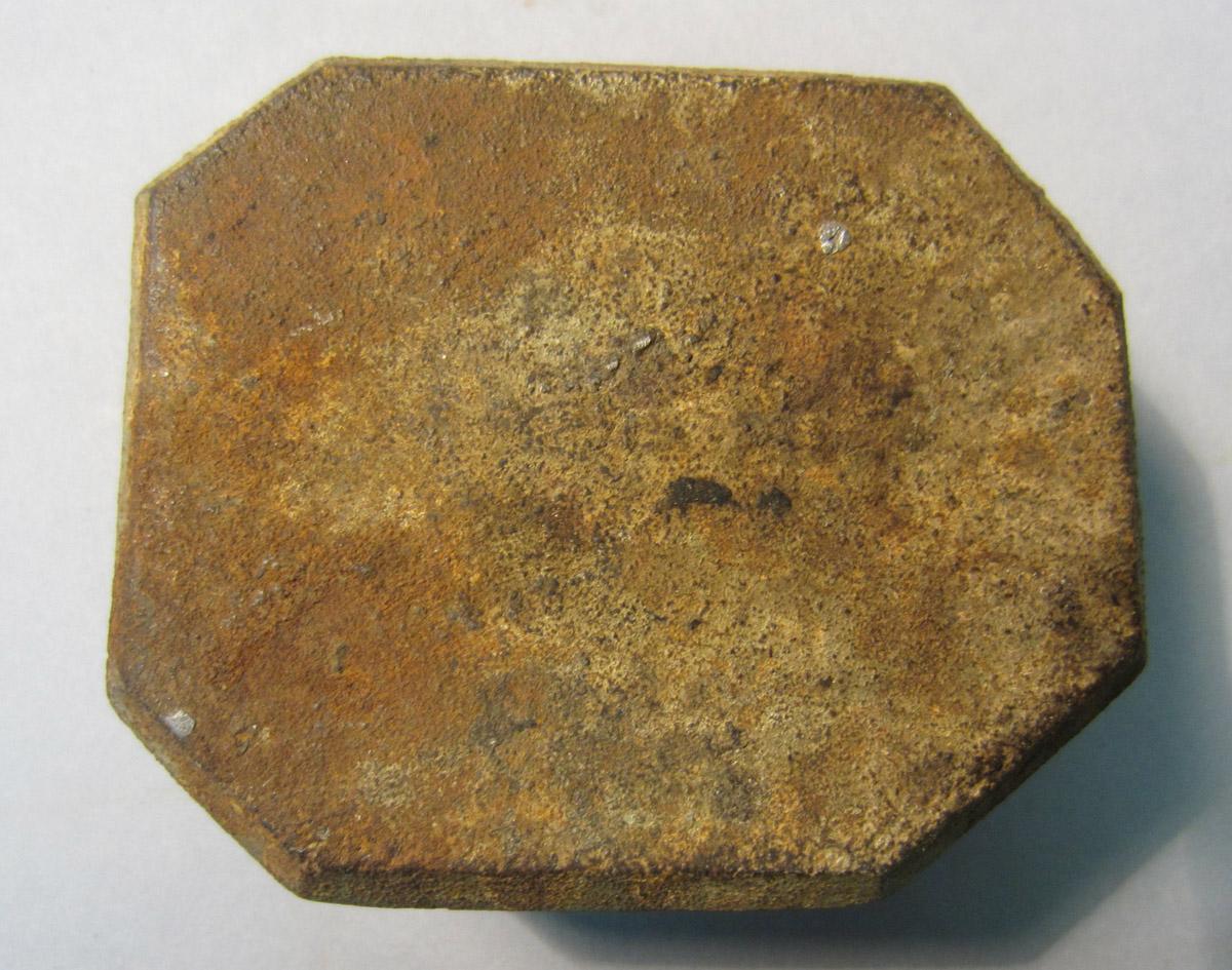 1986.0050.308 Mold, Underside