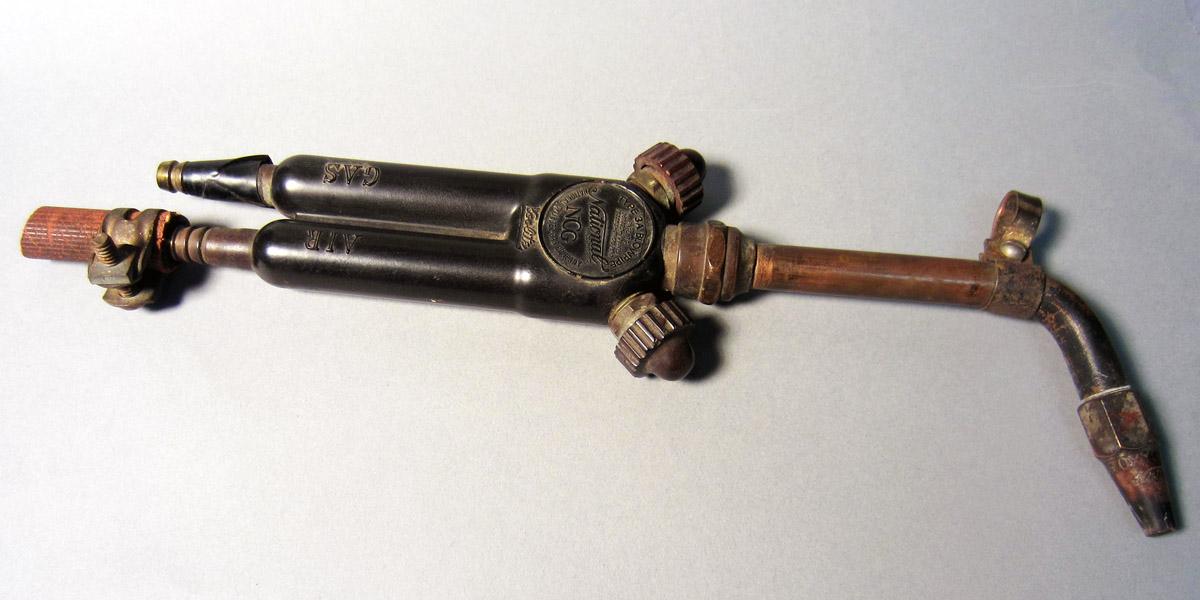 1986.0050.313 Heating torch, View 1