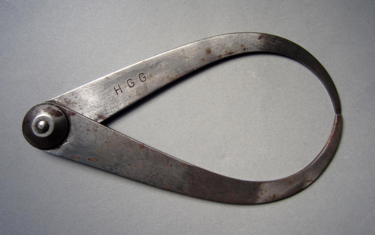 1986.0050.323 Calipers, View 1