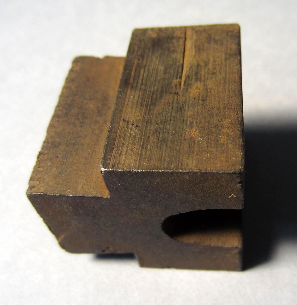 1986.0050.327 Bottom swage, Side