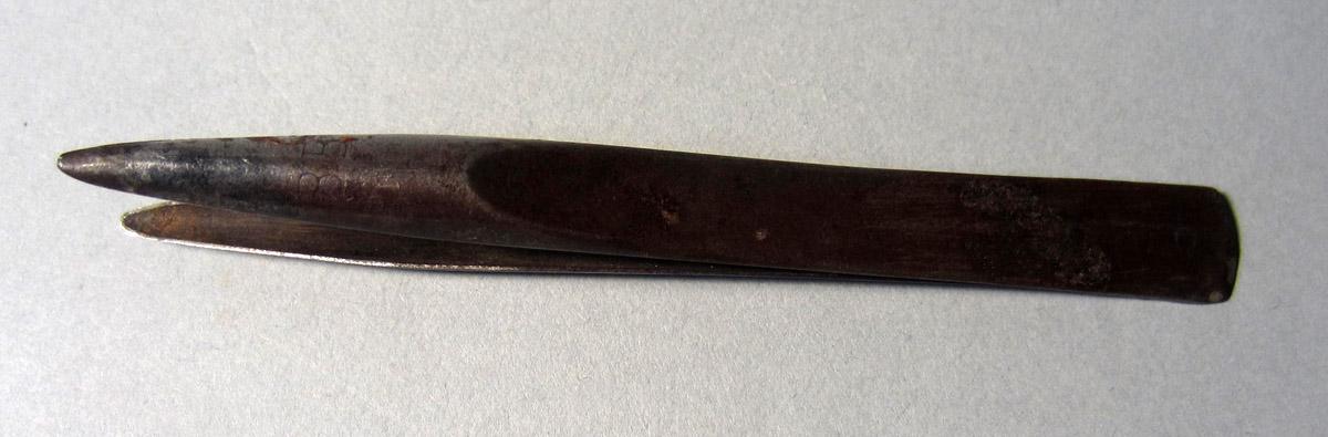 1986.0050.328 Tweezers, View 2