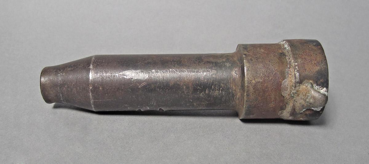 1986.0050.182, Punch, side 1