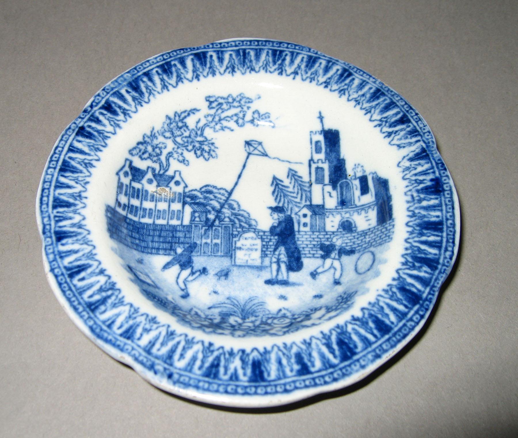 1959.1017.039 Kite flying pattern mini plate