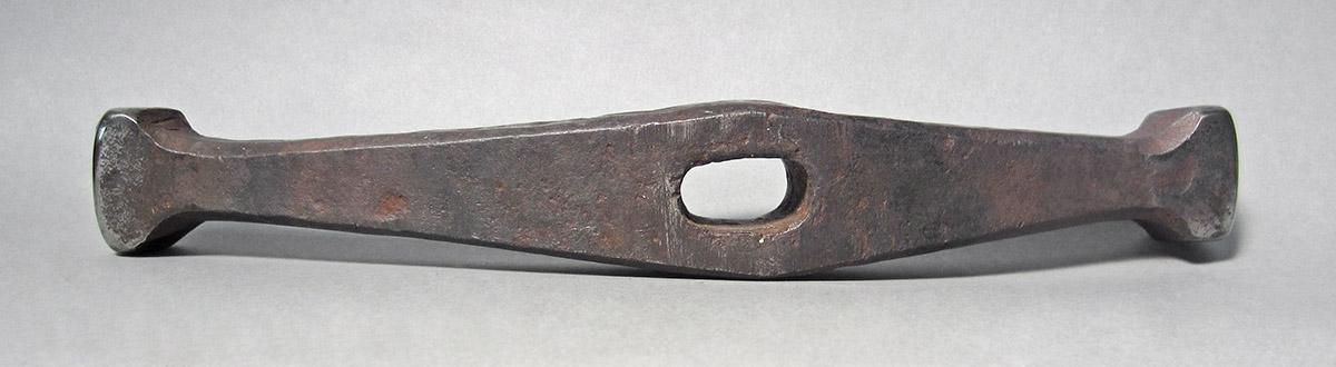 1986.0050.198, Forming hammer, side 2