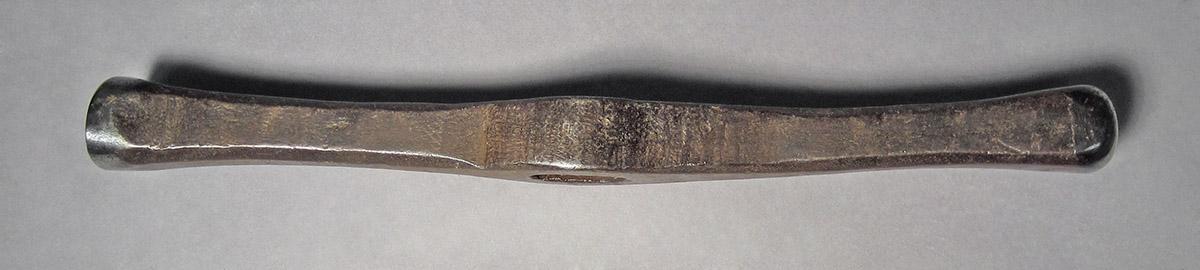 1986.0050.201, Forming hammer, side 3