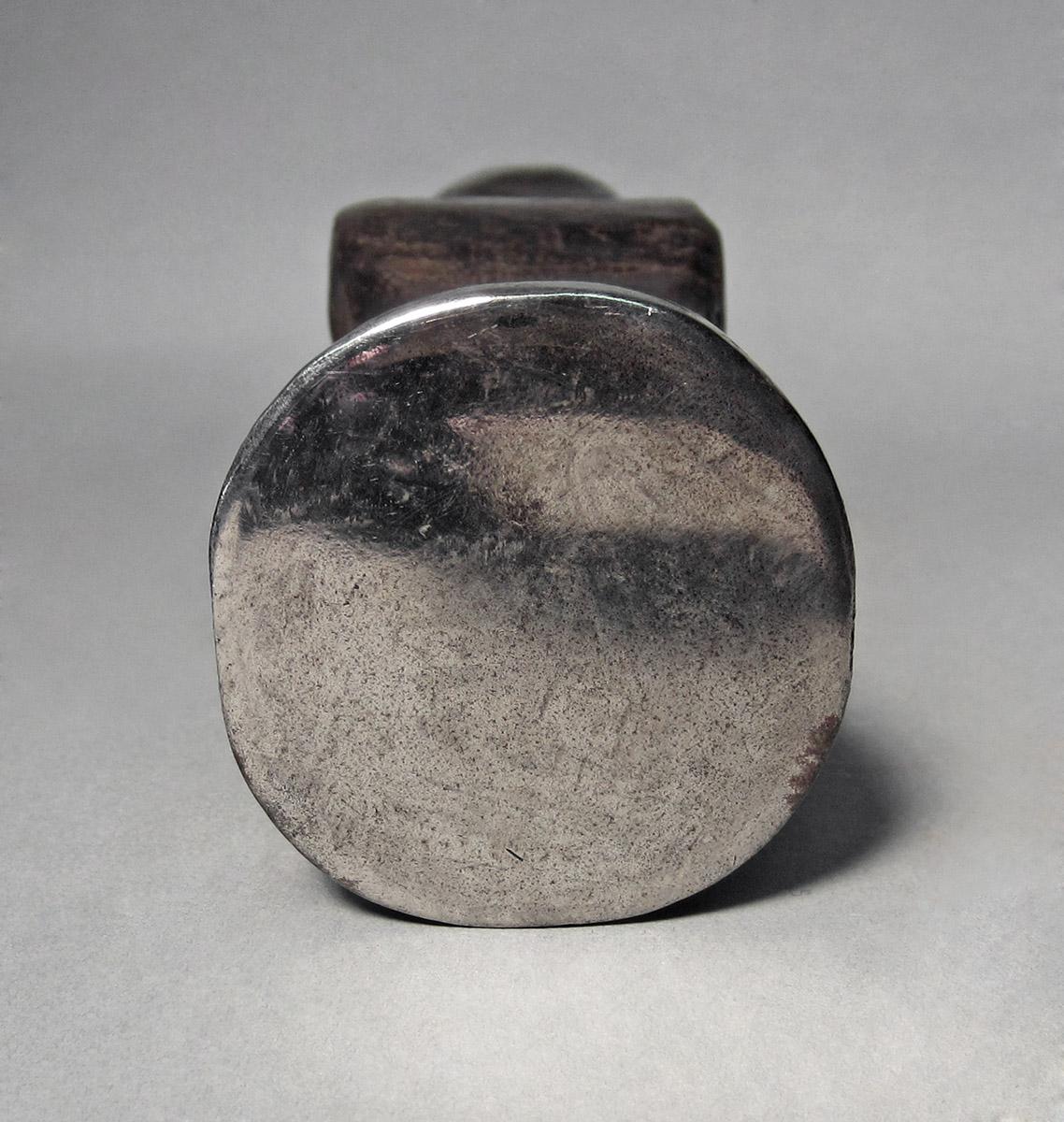 1986.0050.202, Forming hammer, end 2