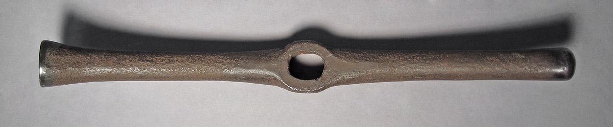 1986.0050.203, Forming hammer, side 3