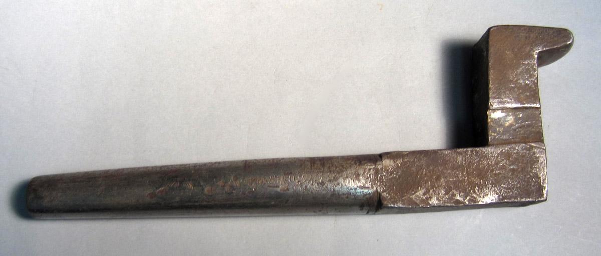 1986.0050.072 Stake, View 1