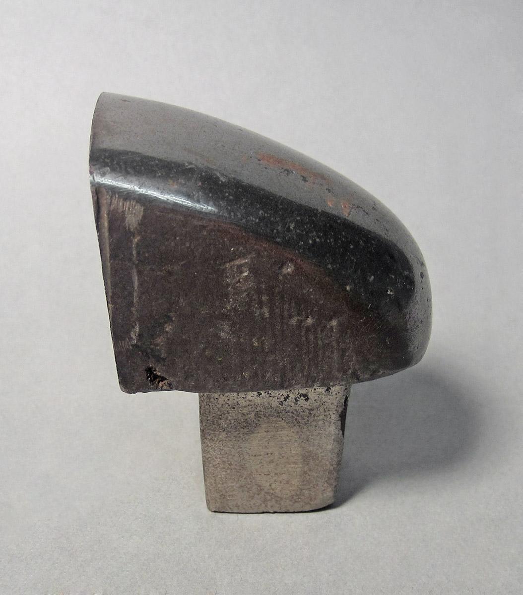 1986.0050.214, Stake, angle
