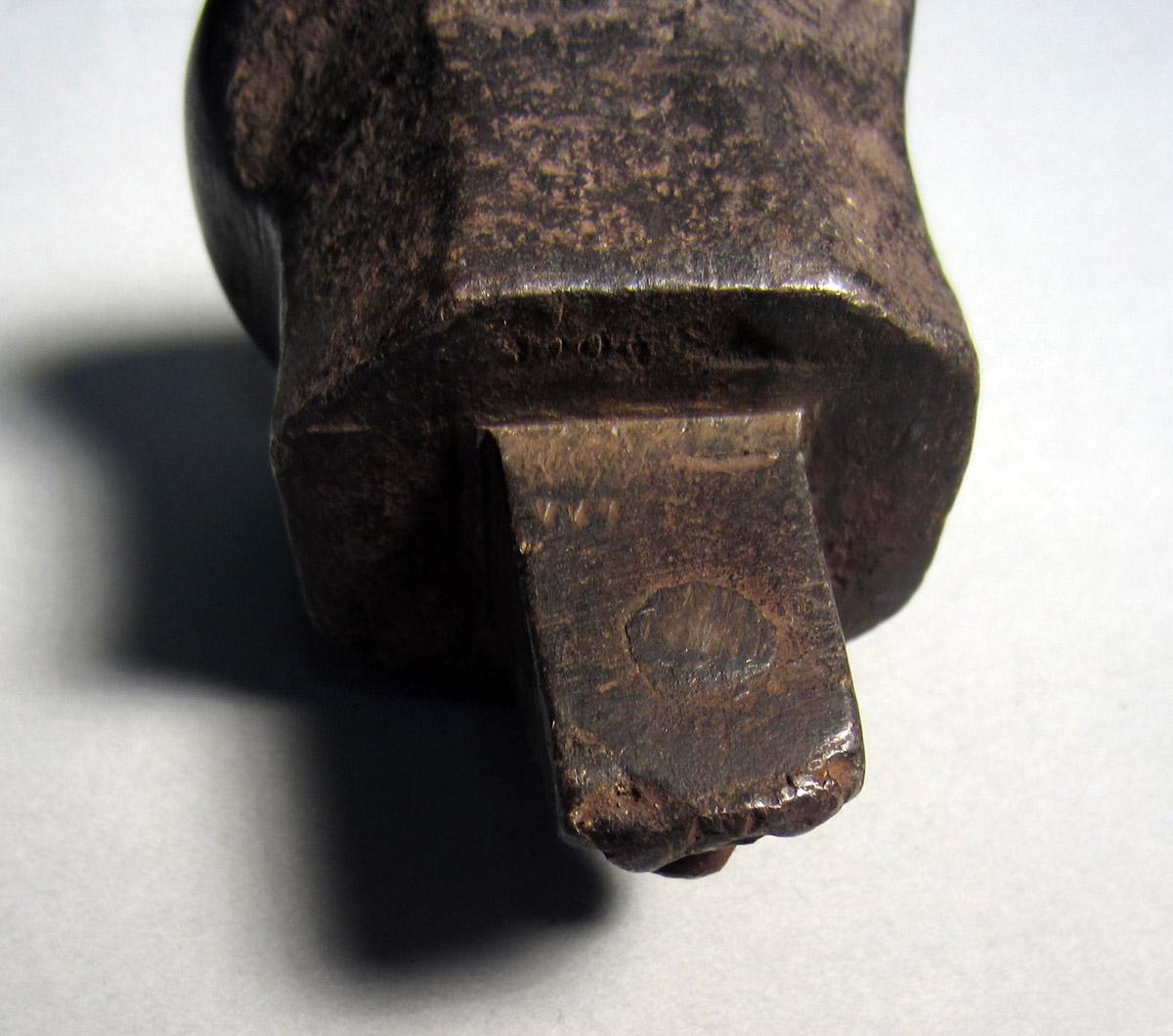 1986.0050.083 Planishing head, Shaft