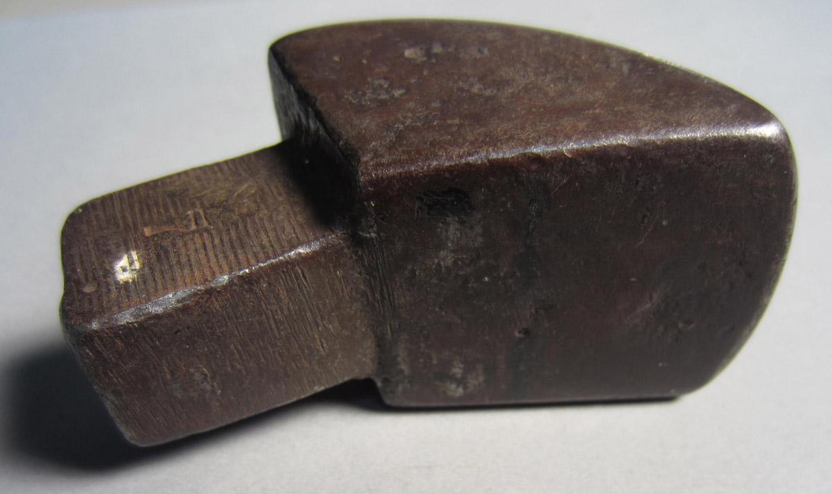 1986.0050.086 Planishing head, Shaft