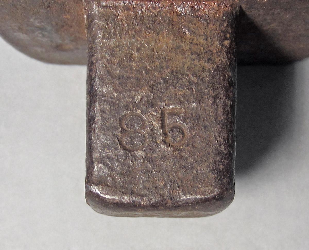 1986.0050.226, Stake, mark