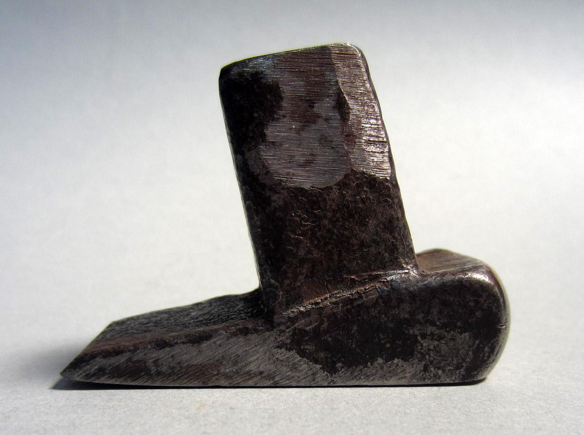 1986.0050.095 Planishing head, View 1