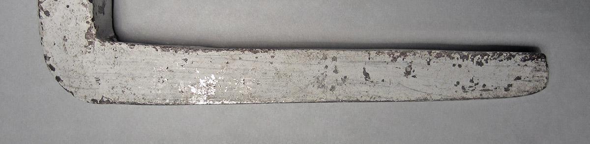 1986.0050.237, Snarling iron, end 1