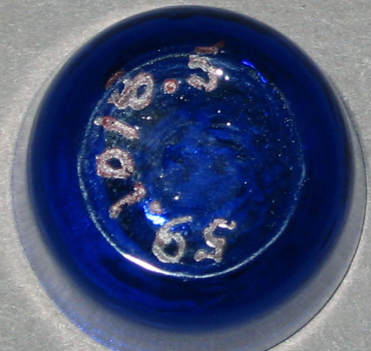 1959.1018.005 Miniature tumbler (underside)