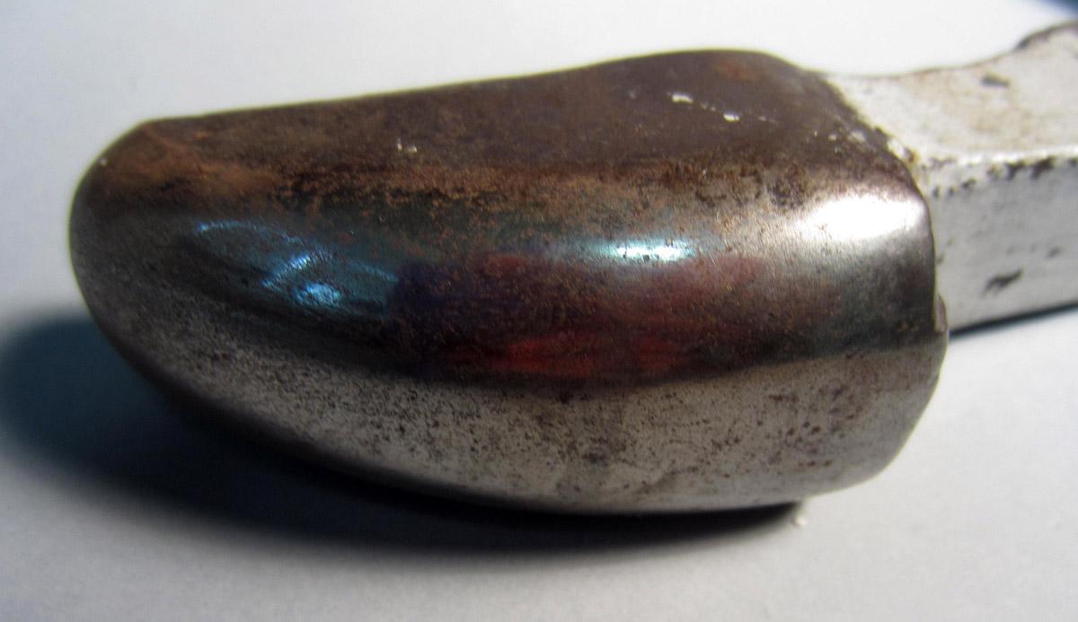 1986.0050.099 Snarling iron, End 2