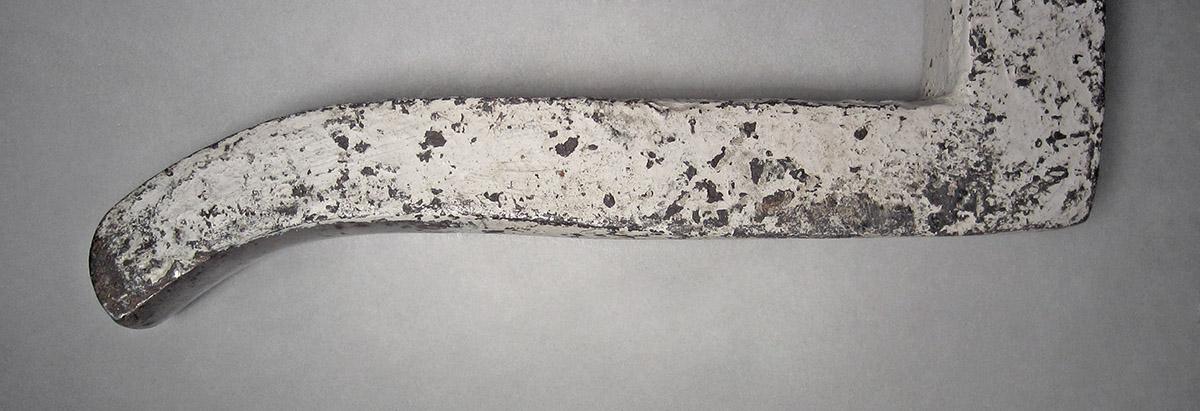 1986.0050.240, Snarling iron, end 2
