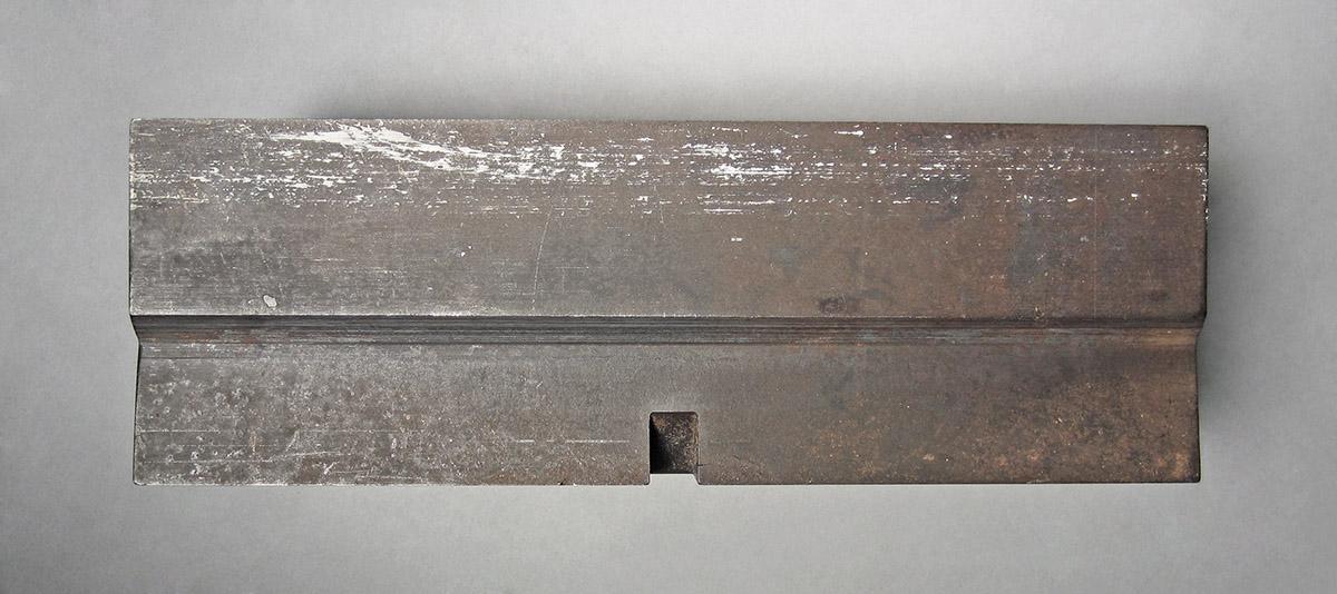 1986.0050.166, Die, side 1