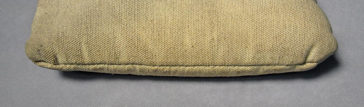 1986.0050.105, Sand bag, stitch 2