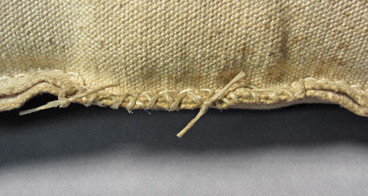 1986.0050.105, Sand bag, stitch detail 1