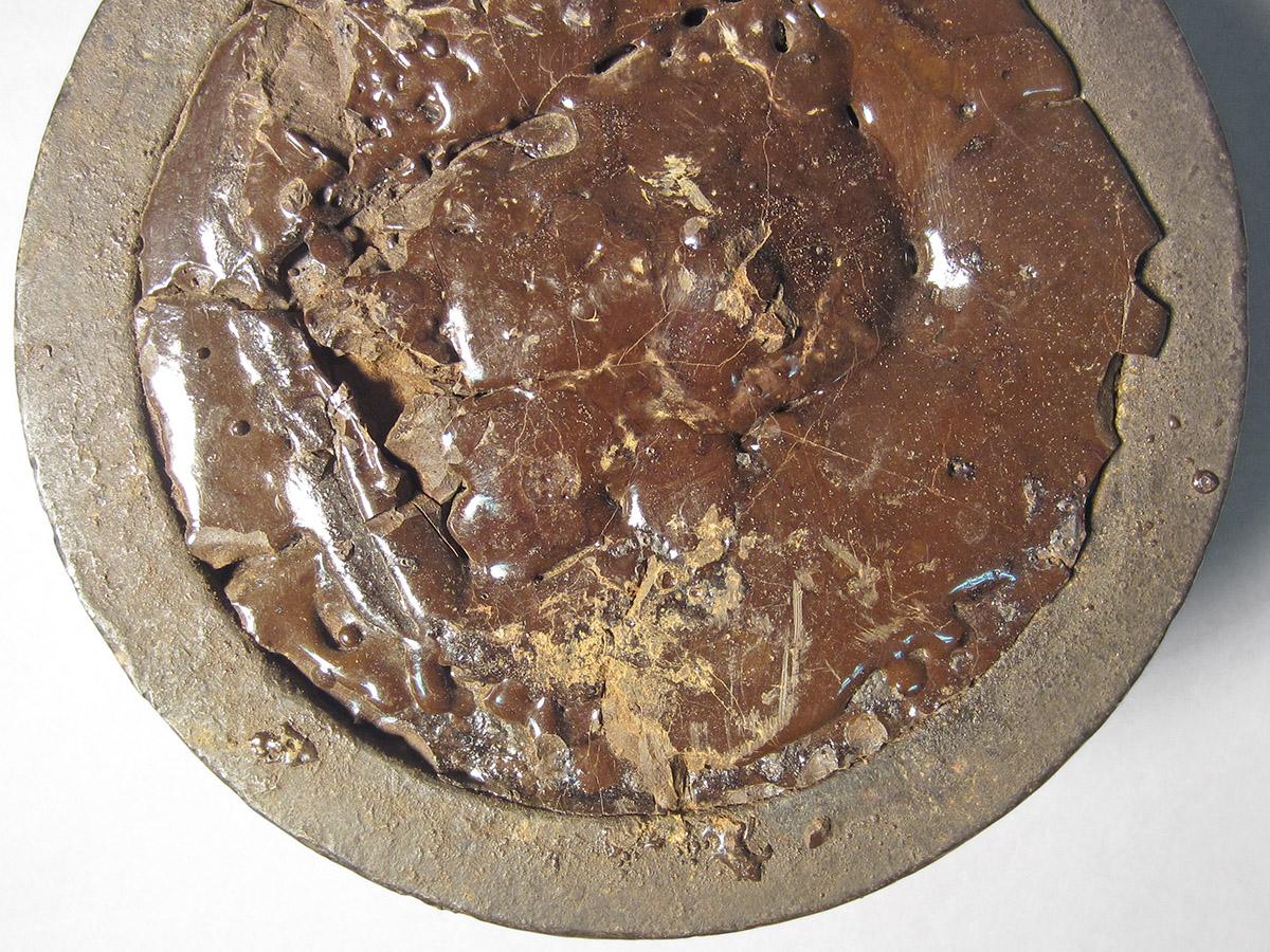 1986.0050.106, Pitch bowl, resin detail