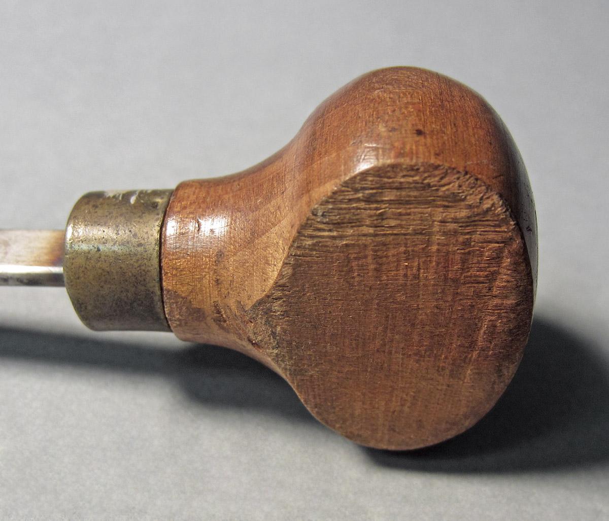 1986.0050.164, Graver, handle side 2