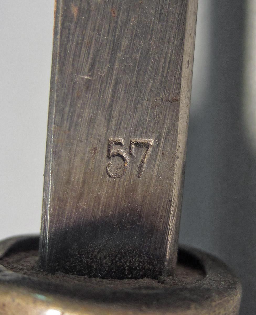 1986.0050.164, Graver, mark 3