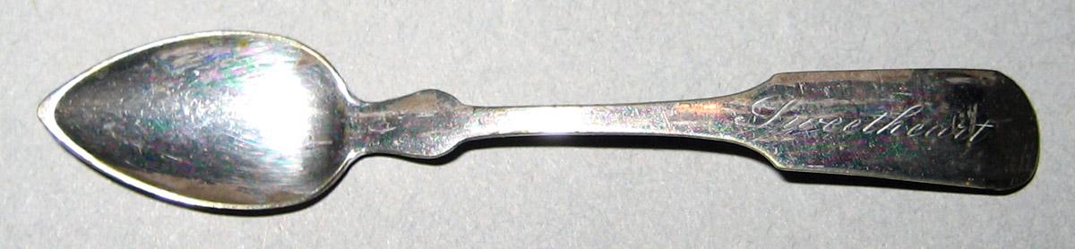 1959.1022 Silver Spoon upper surface