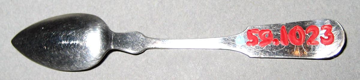1959.1023 Silver Spoon underside