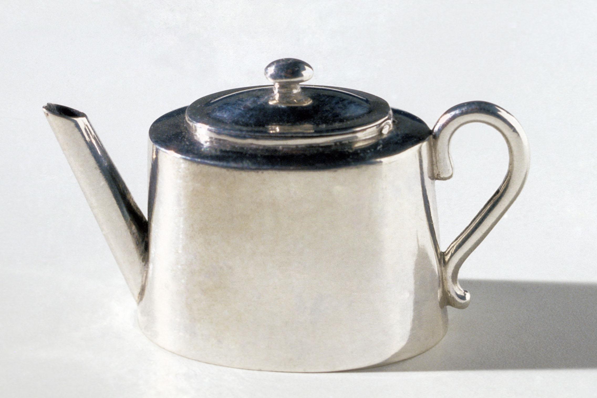 1959.1035 Teapot, Miniature Teapot
