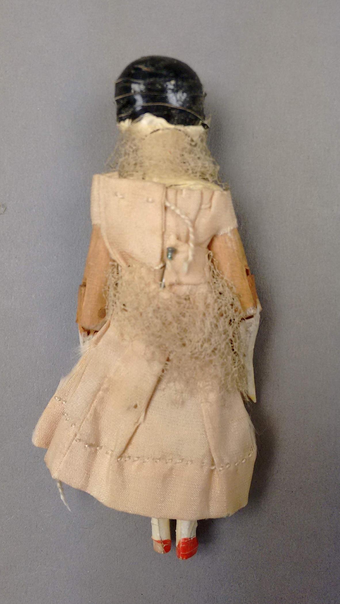1959.1059 Doll, view 2