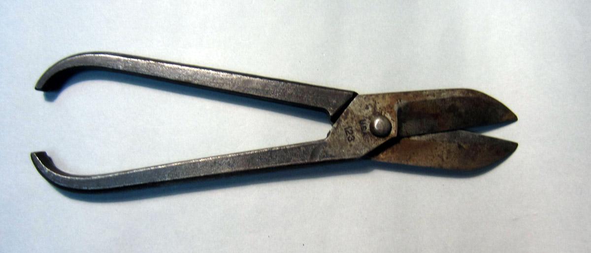 1986.0050.348 Shears, View 2