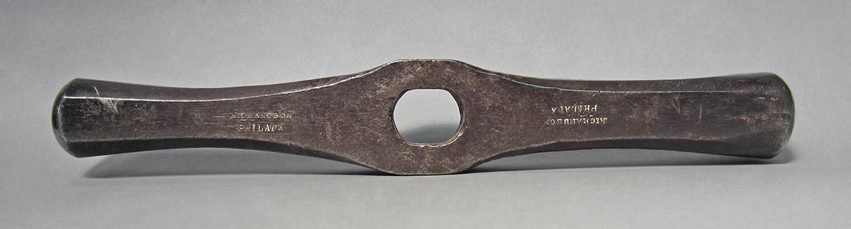 1986.0050.200, Forming hammer, side 2