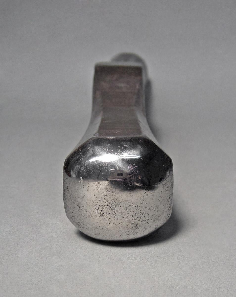 1986.0050.200, Forming hammer, end 1