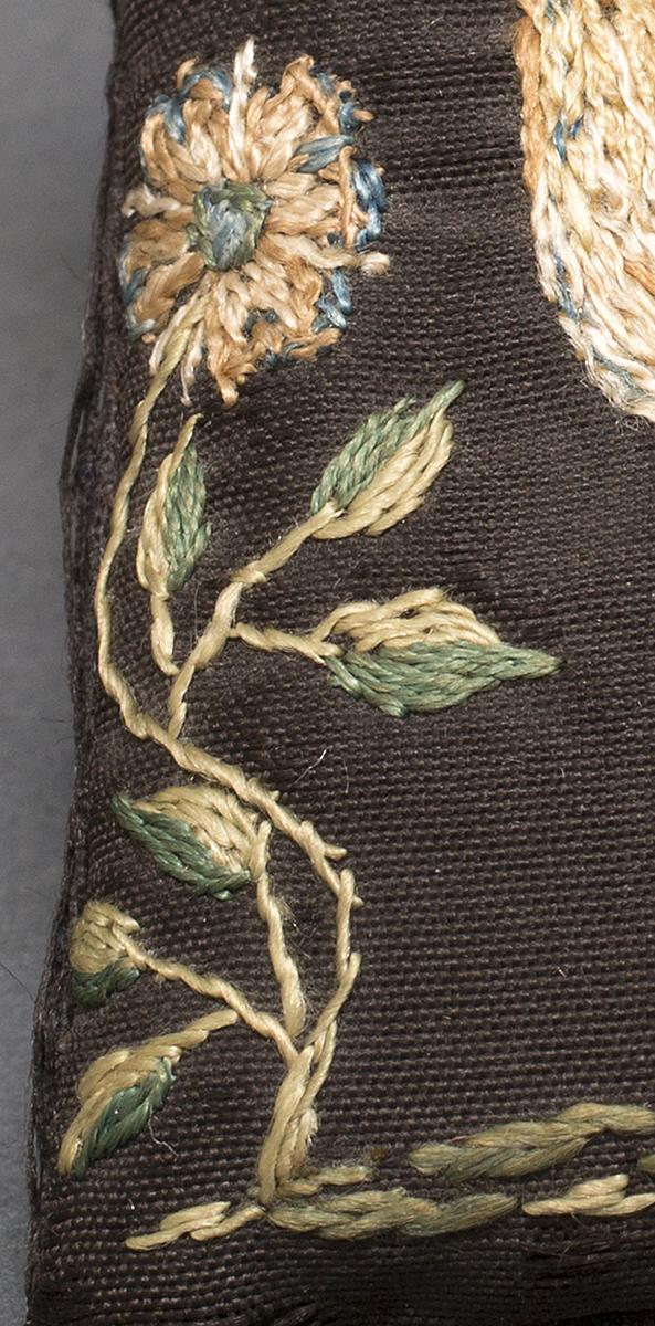1959.1064 Pincushion, Detail 2