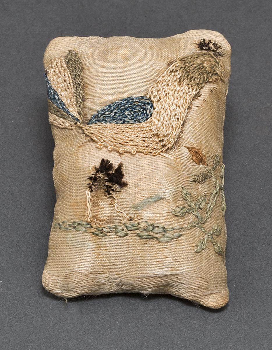 1959.1065 Cushion