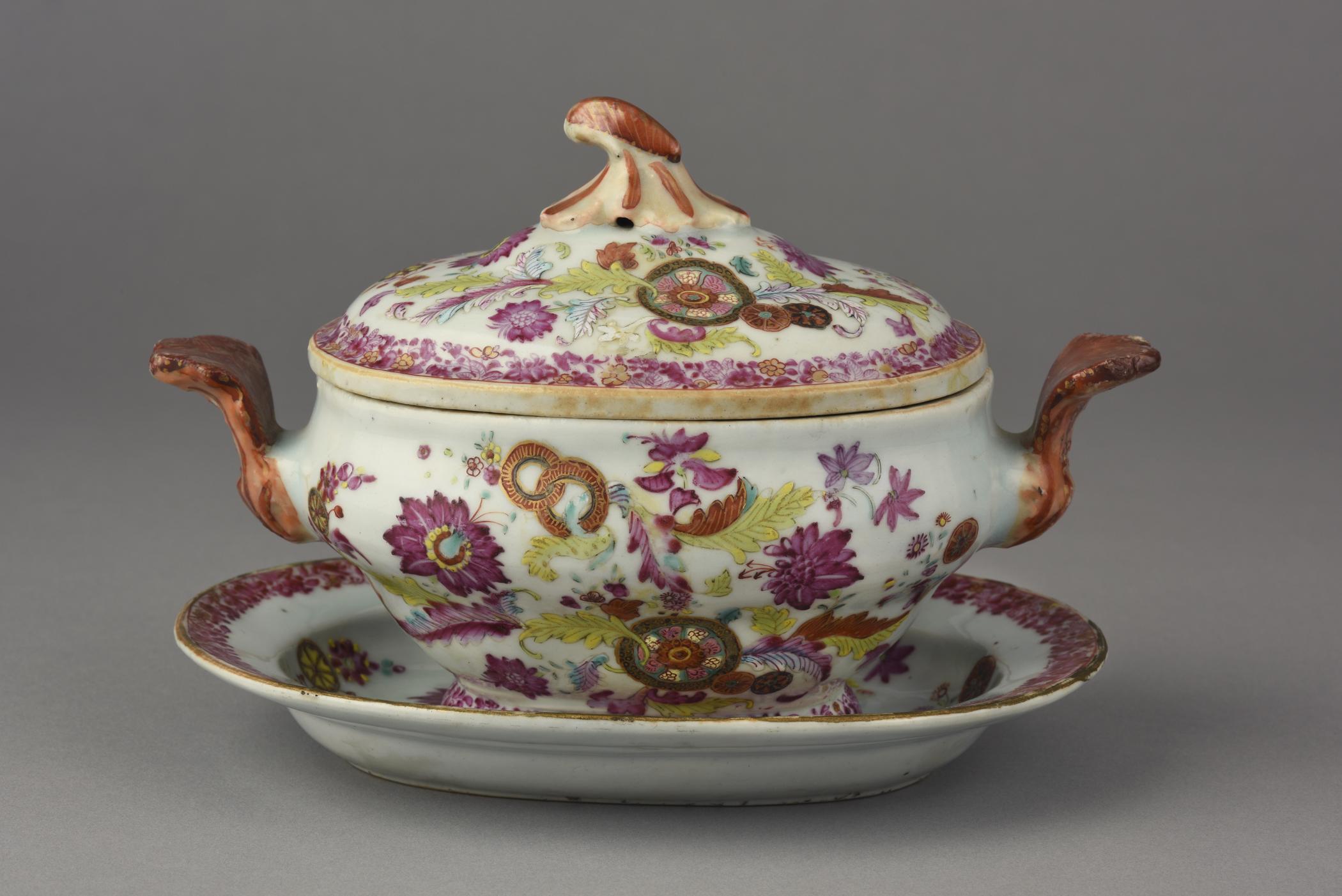 2015.0007.001 A, B Tureen, C Tureen stand, view 1