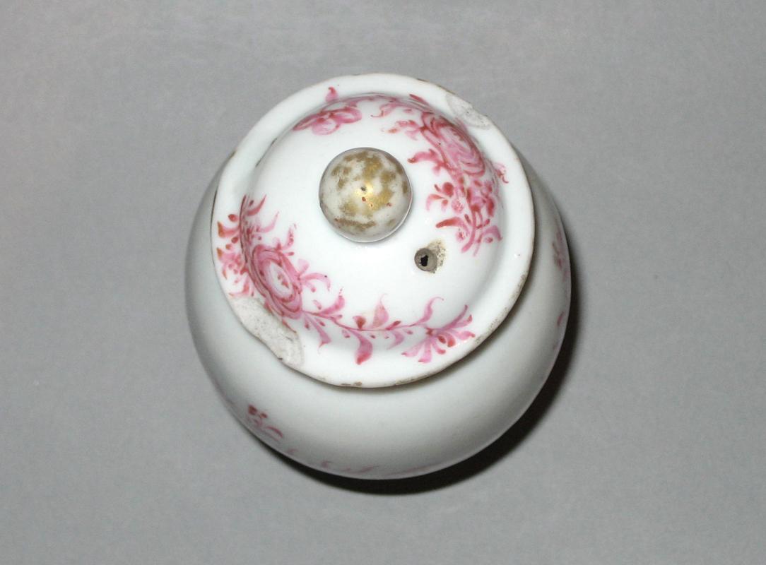 1959.1067.003 Tea cannister